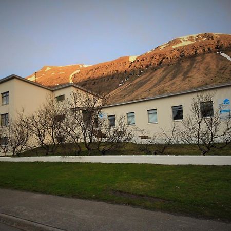 Comfy Guesthouse Westfjords Sudureyri Buitenkant foto