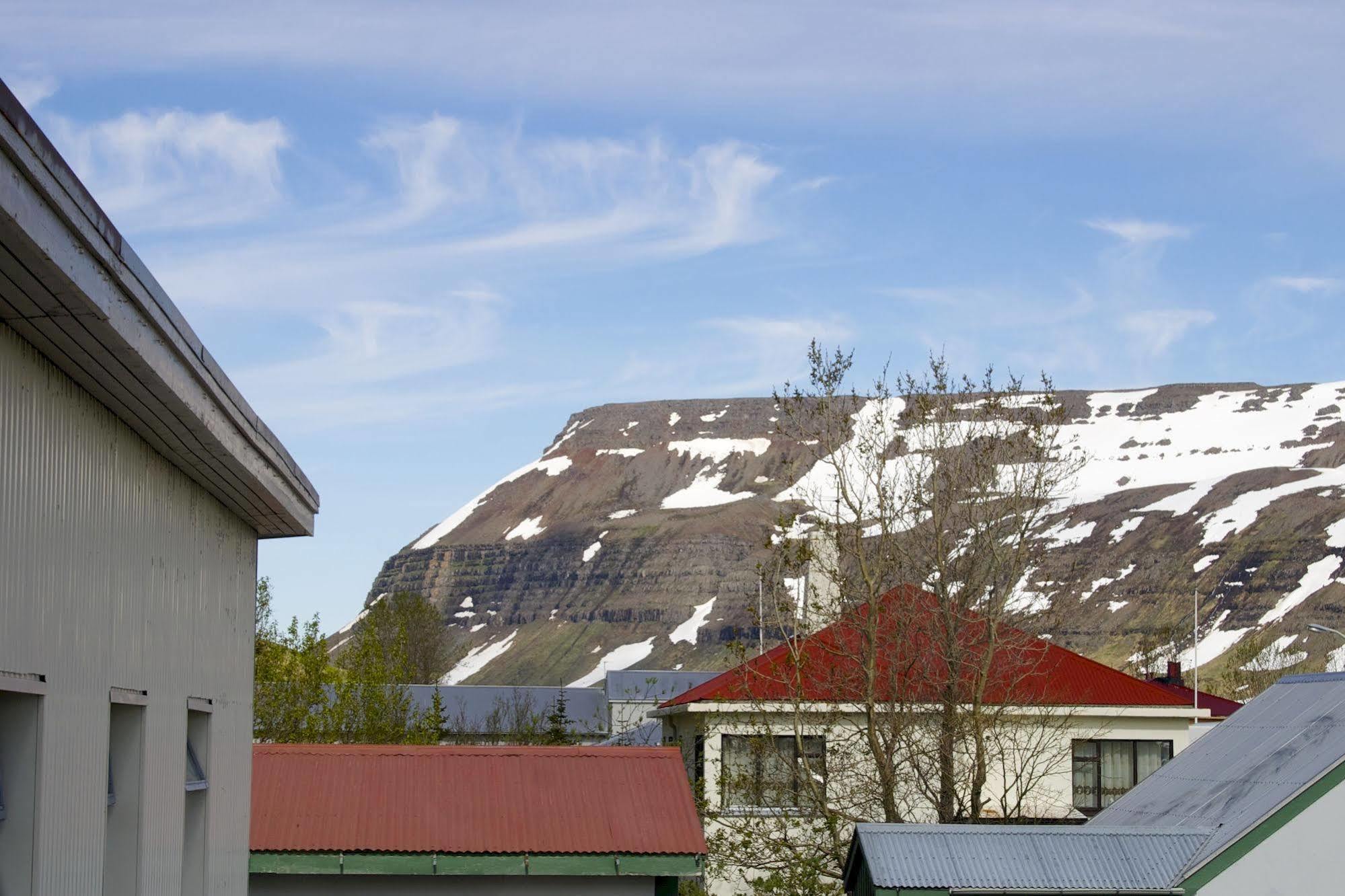 Comfy Guesthouse Westfjords Sudureyri Buitenkant foto