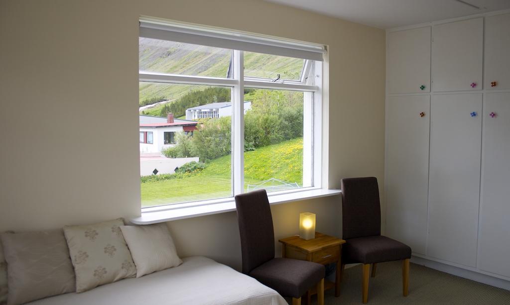 Comfy Guesthouse Westfjords Sudureyri Buitenkant foto